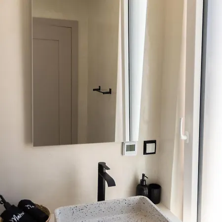 Skalia Lefkada * Атанион